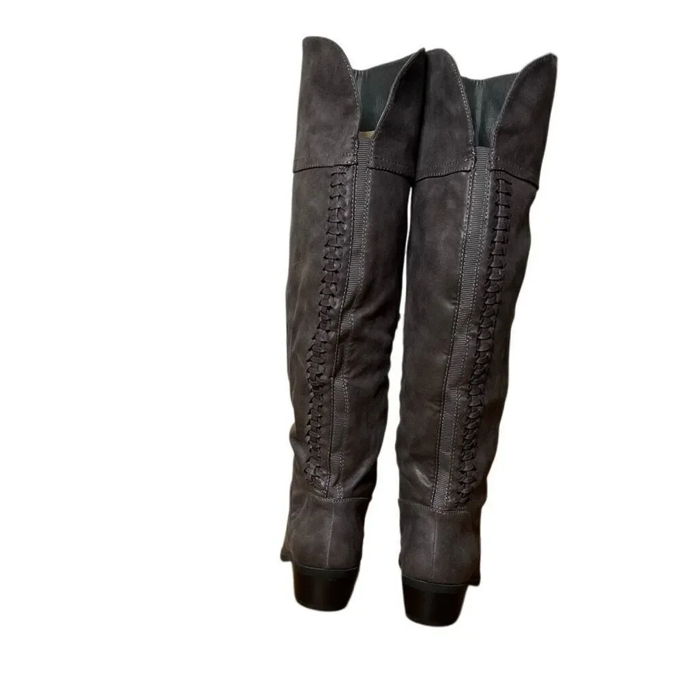 Madeline Girl NWOT Turf Block Heel Side Zip Over The Knee Boots Brown Size 7.5